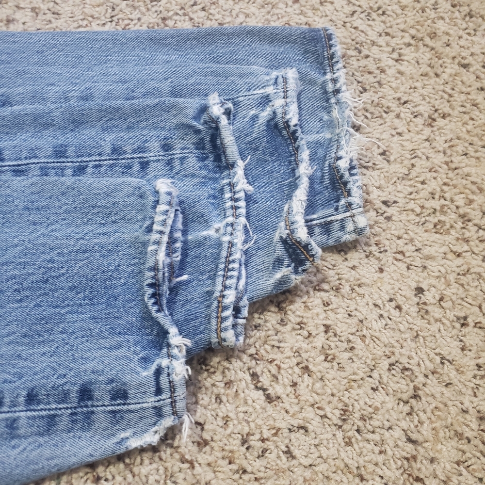 Levi's 501s Straight Leg High Rise Jeans [1 pair] - Picture 5 of 9